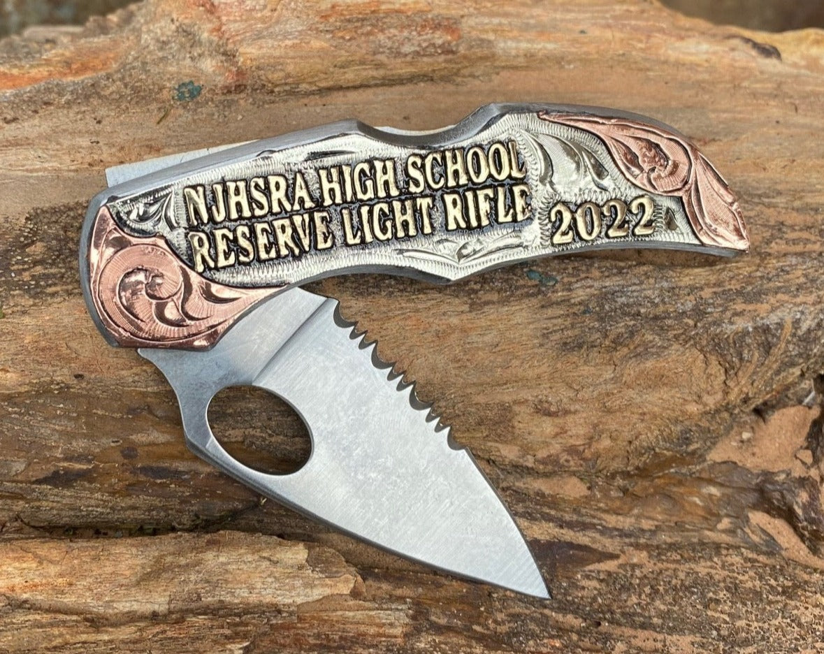 1 H. Customizable Half Engraved Knife (Made on Byrd by Spyderco